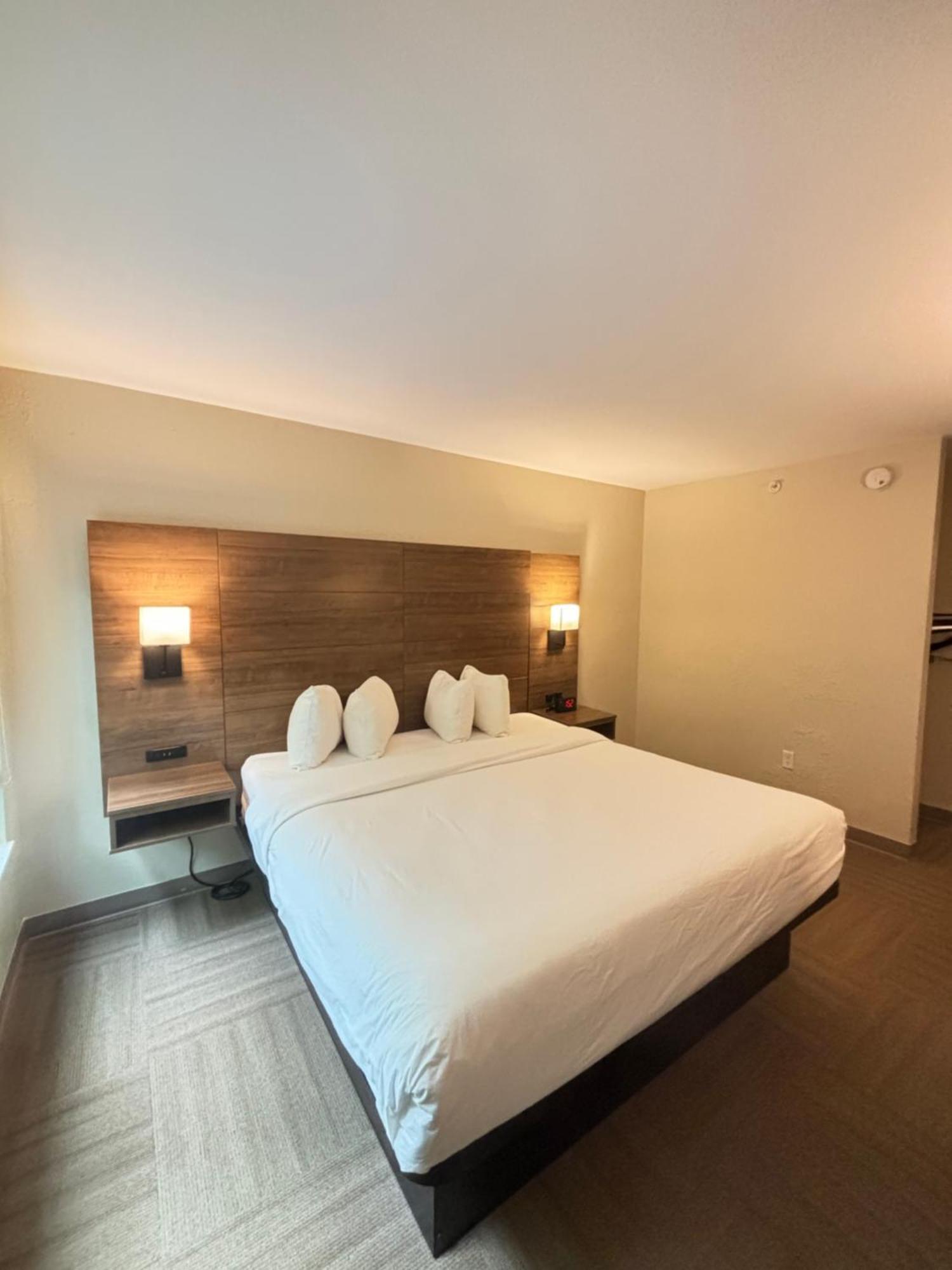 Baymont By Wyndham Lake Park Valdosta I75 מראה חיצוני תמונה